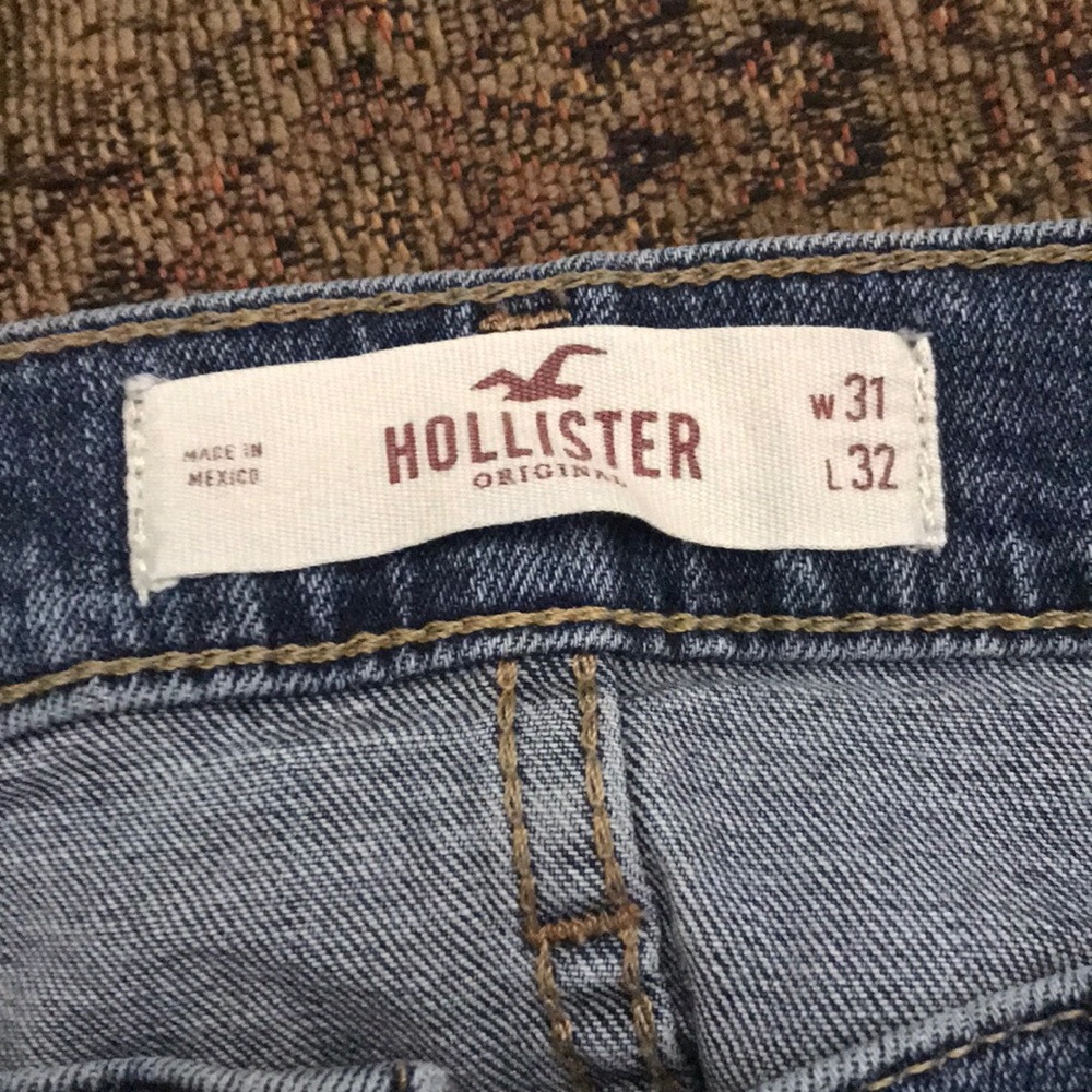 Holister classic straight light blue denim jeans